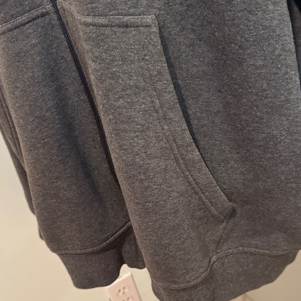Adidas Men's Dark Gray Zip-Up hoodie size XL - Picture 4 of 9